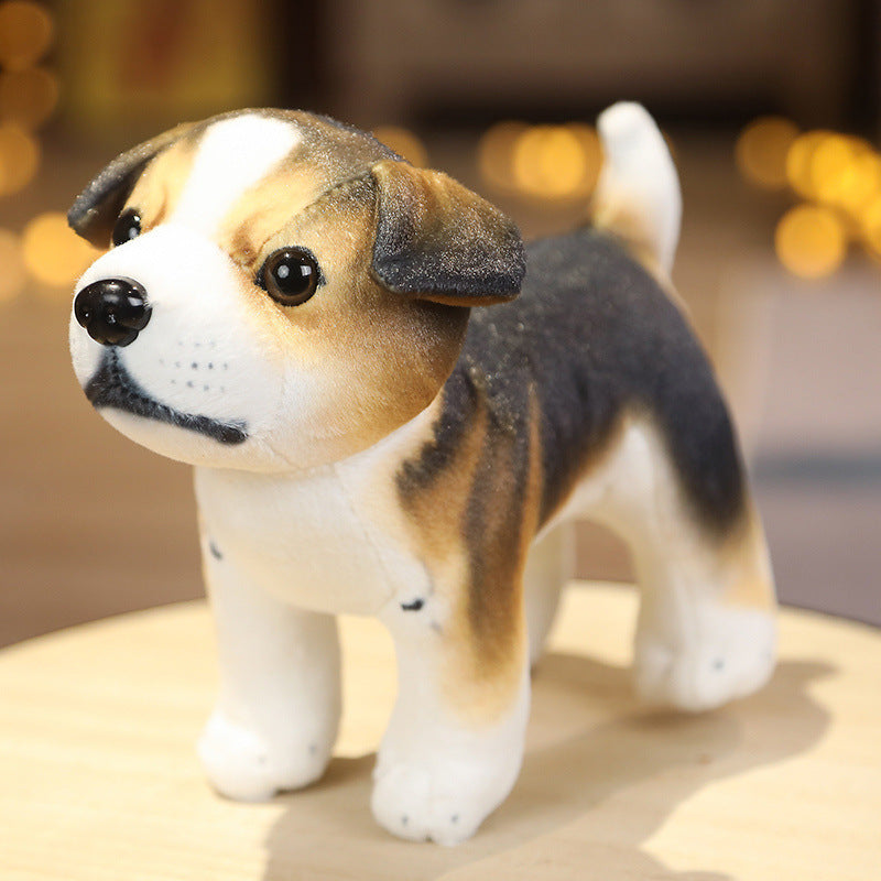 Cucciolo di peluche in posa seduta o in piedi