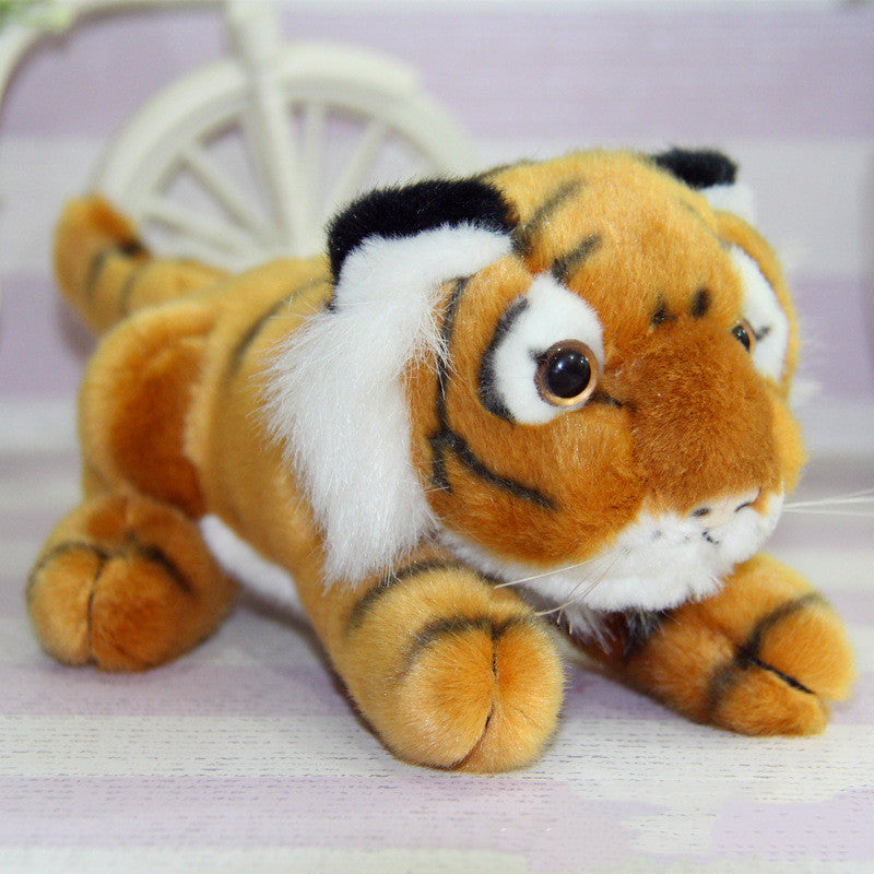 Tigrotto di peluche realistico