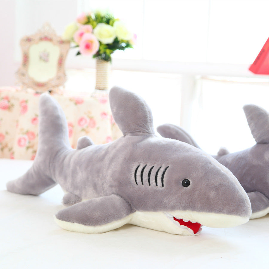 Tiburón gris de peluche grande